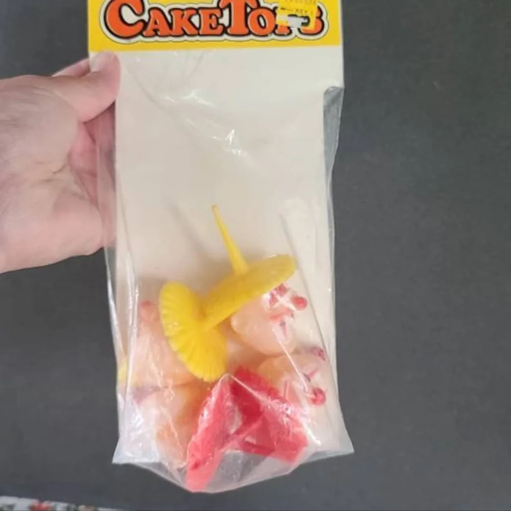 Wilson Clown Cake Tops